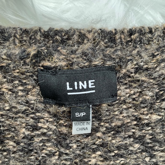 Line the Label (sm - large) v-neck sweater - the willow sweater - Picture 7 of 11